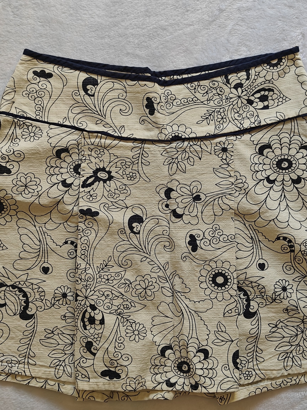 Grizon Floral A-Line Knee Length Skirt Size L Beige Navy Blue Zip Cotton
